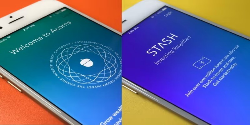 Comparing Acorns and Stash: What You Should Know Before Choosing